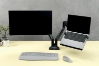 Uniwersalna podstawka Kensington pod laptopa mocowana na ramieniu do monitora