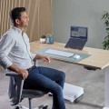 Alumia™ Fellowes – przenośna podstawka pod laptopa srebrna | ergonomiczna, składana, regulowana